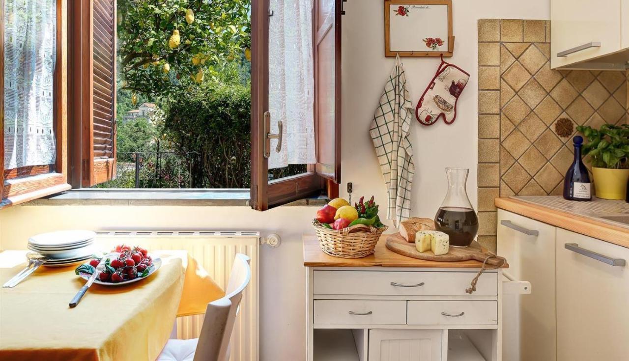 Villa Dei Fiori - Exclusive Villa With Garden In Sorrento Coast Vico Equense Exterior foto